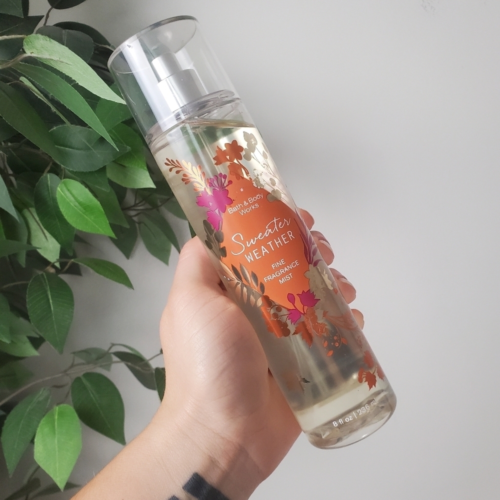 Bath and Body Works Sweater Weather 8oz BBW Autumn Leaves